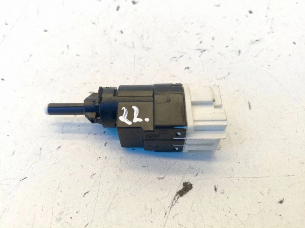 Bremžu pedāļa sensors – Renault Clio IV (2012-2019)