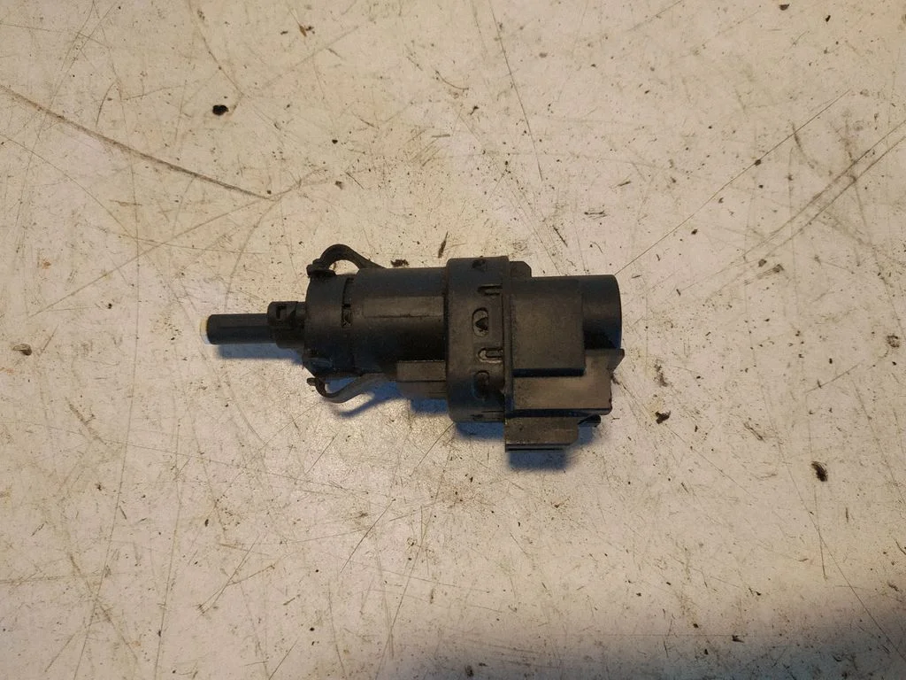 Piduripedaali andur – Volvo V50 (2004-2007)
