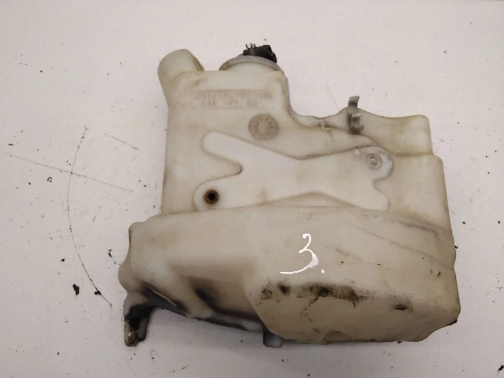 Windshield washer fluid reservoir/tank A1648690020