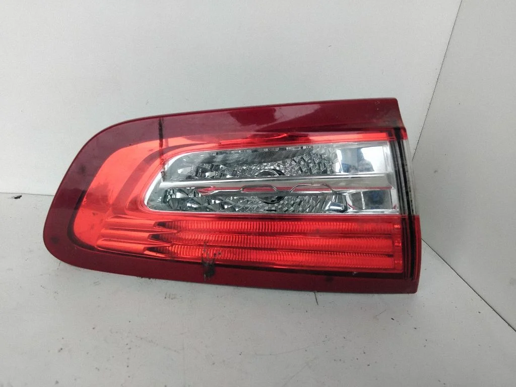 Tailgate rear/tail lights – Citroen DS5 (2011-2018)