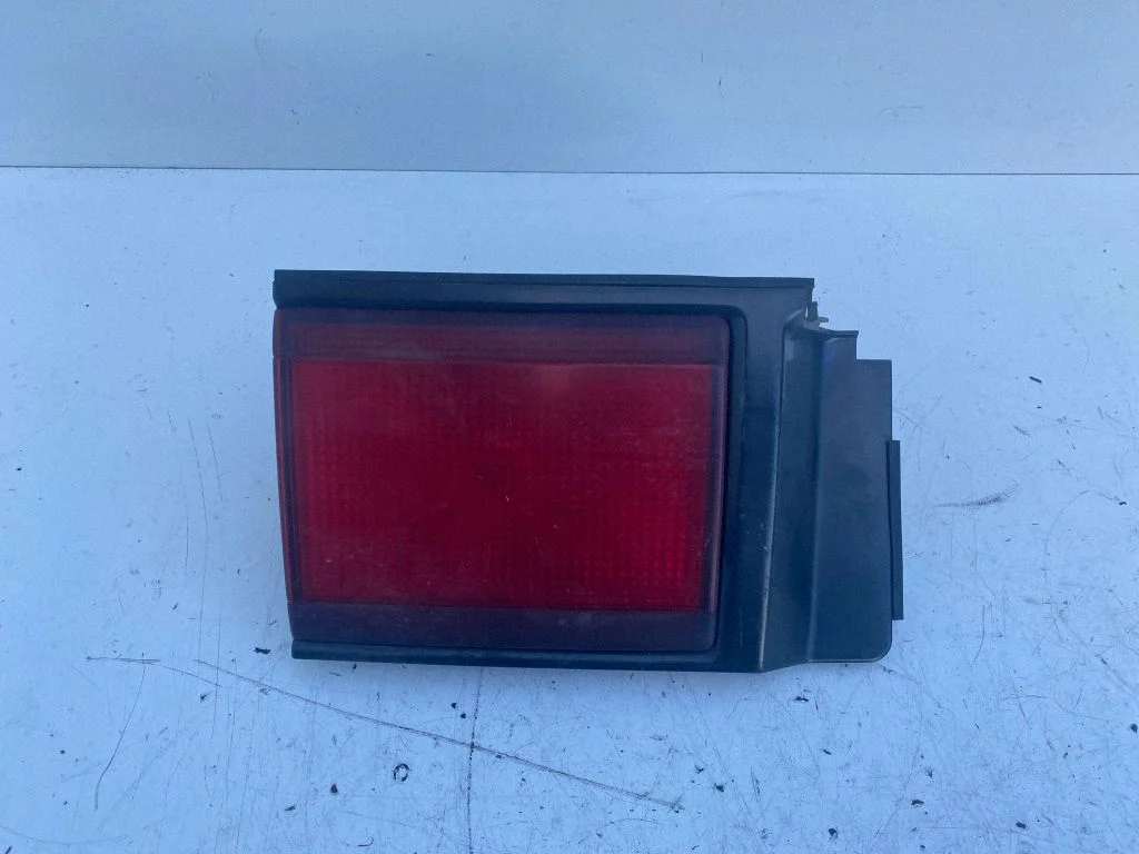 Lampa tylna w klapie 20209