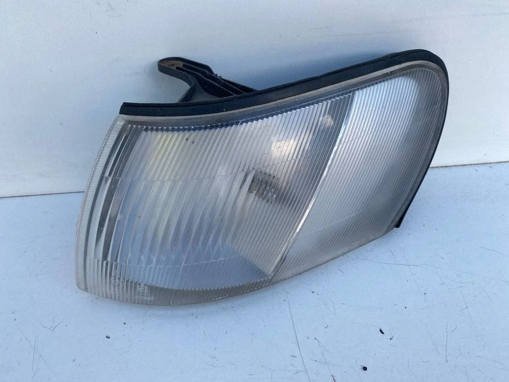 Front indicator light 12387