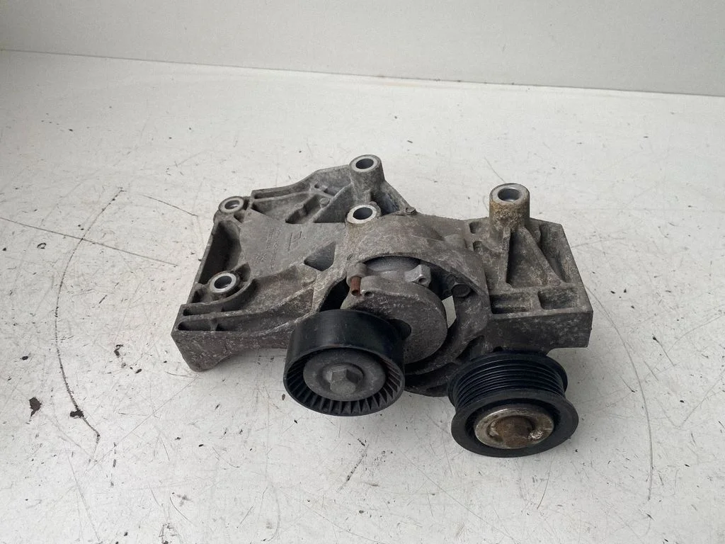 A/C compressor mount bracket 55582510