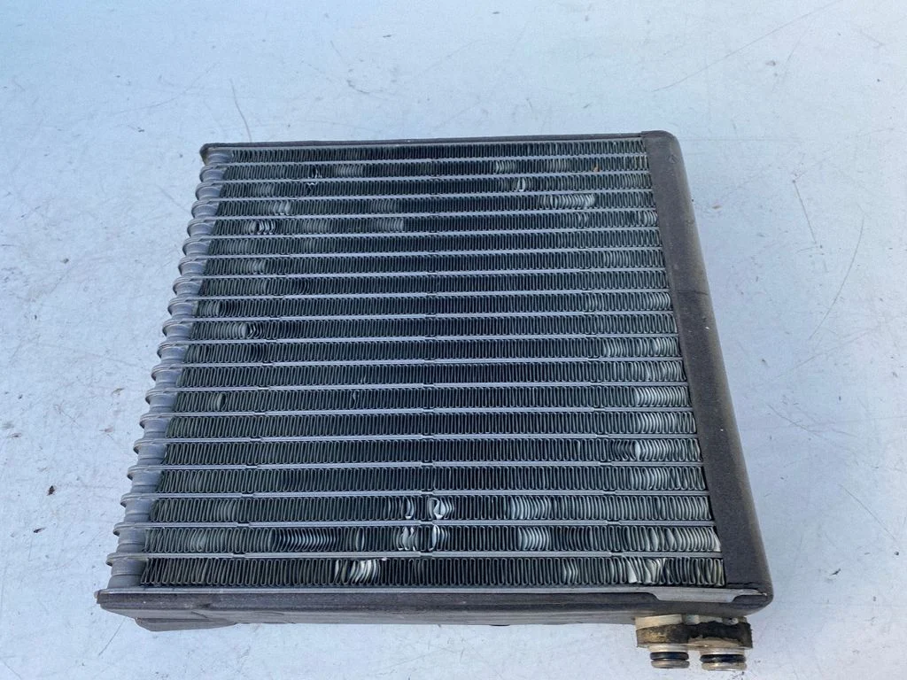 Air conditioning (A/C) radiator (interior)