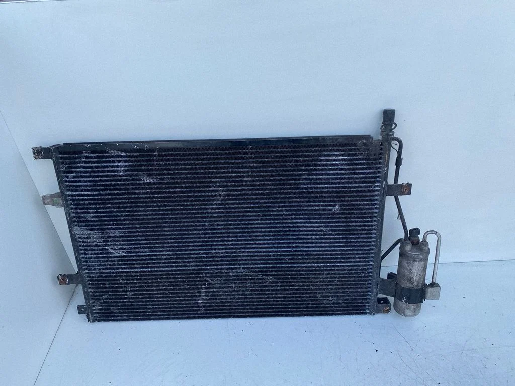 Kliimaseadme jahutusradiaator (kondensaator) 9171604