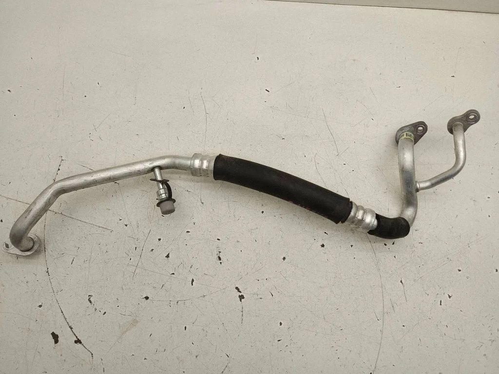 Air conditioning (A/C) pipe/hose