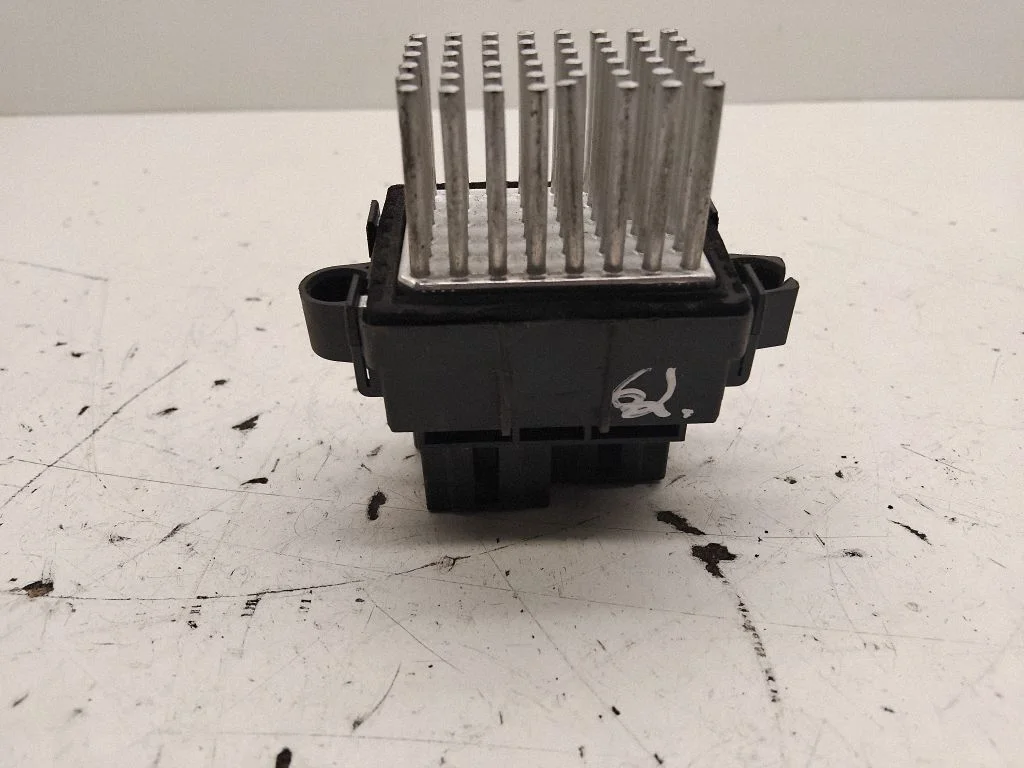 Heater blower motor/fan resistor – Opel Mokka (2012-2016)