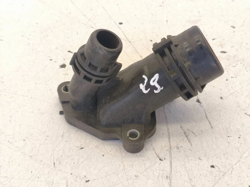 Engine coolant pipe/hose – BMW 3 Series E90 E91 (2005-2012)