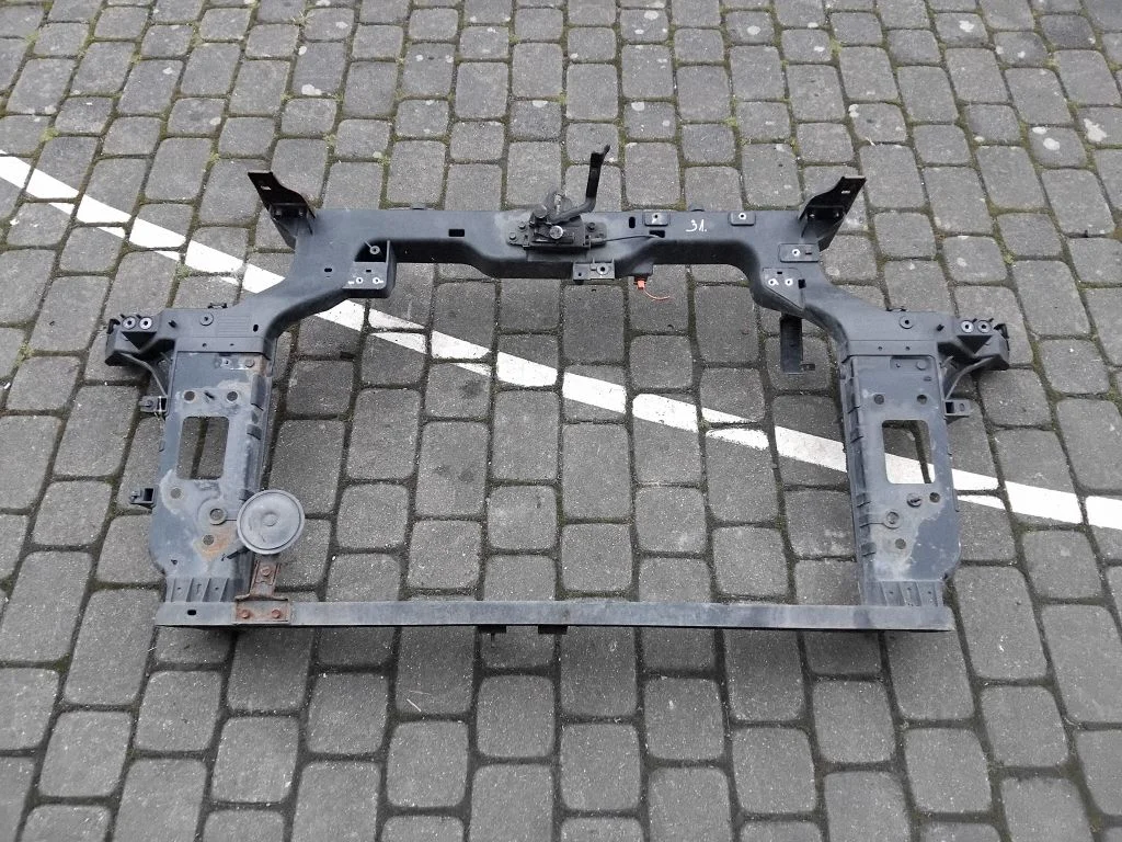Radiator support slam panel 64101E4000