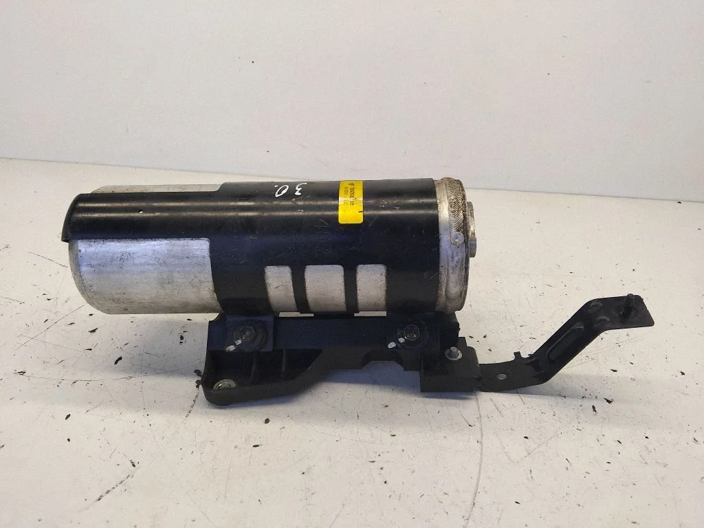 Air conditioning (A/C) air dryer 4479000171