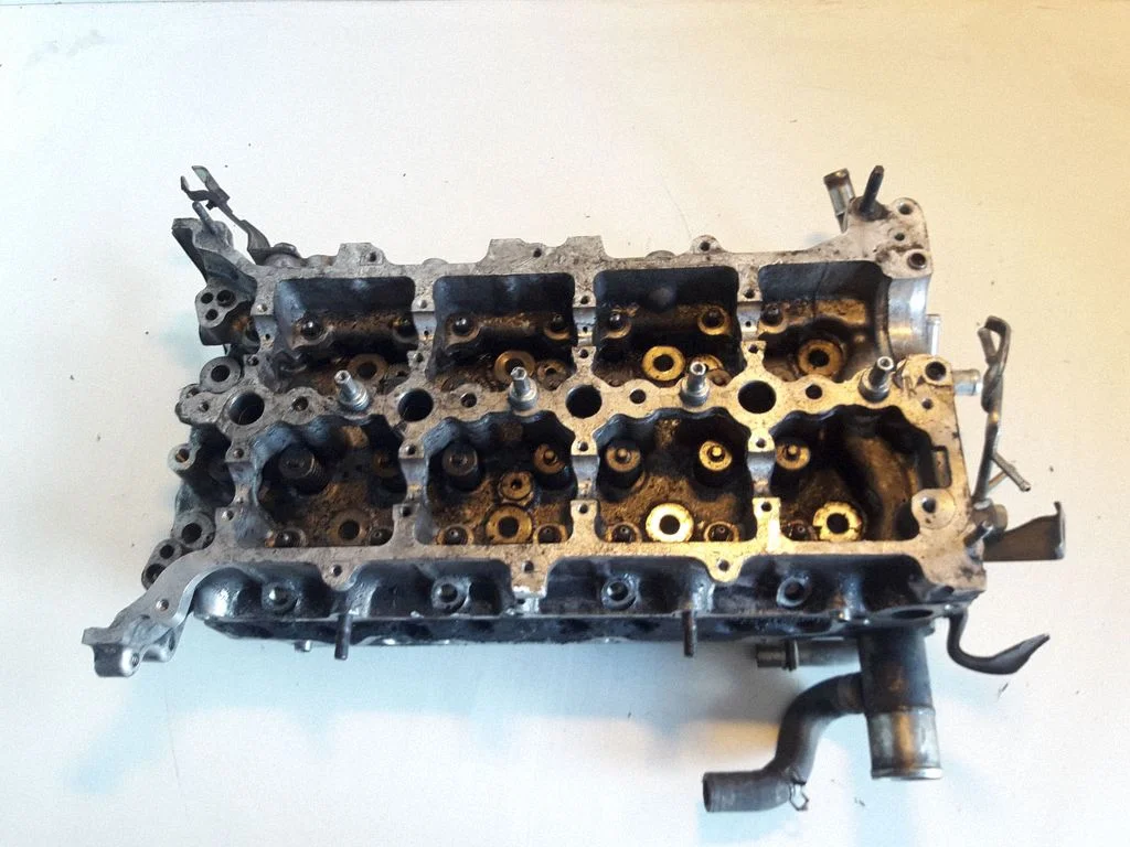 Engine head – Toyota Avensis T250 (2006-2009)