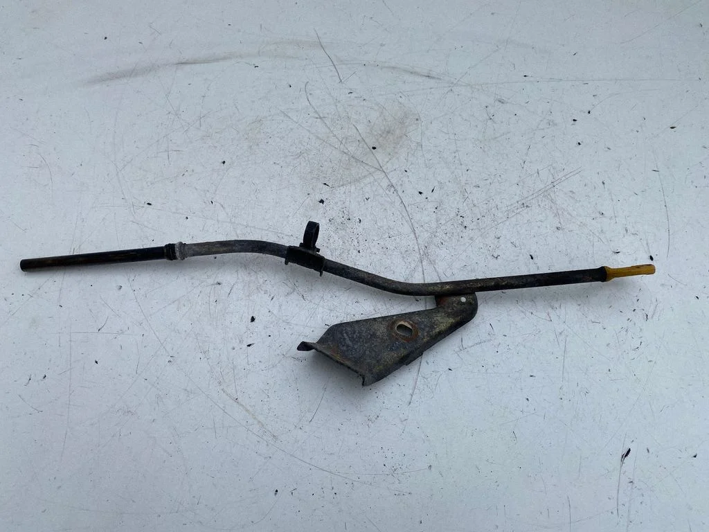 Oil level dip stick
