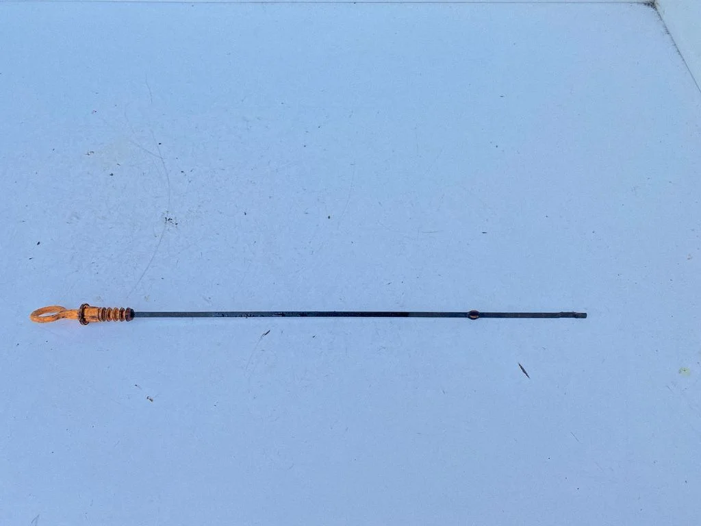 Oil level dip stick – Audi A3 S3 8L (1996-2003)