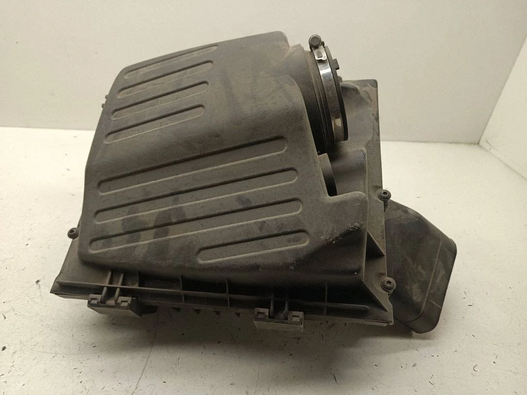 Air filter box 55560889