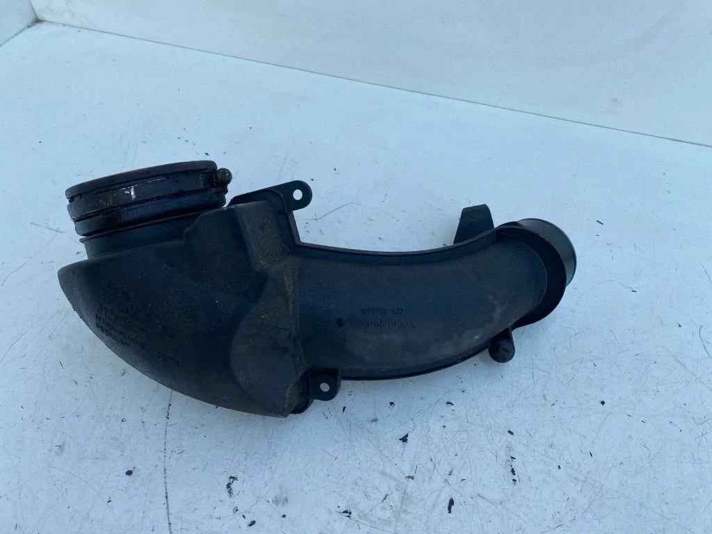 Turbo air intake inlet pipe/hose – Volvo V60 (2011-2013)