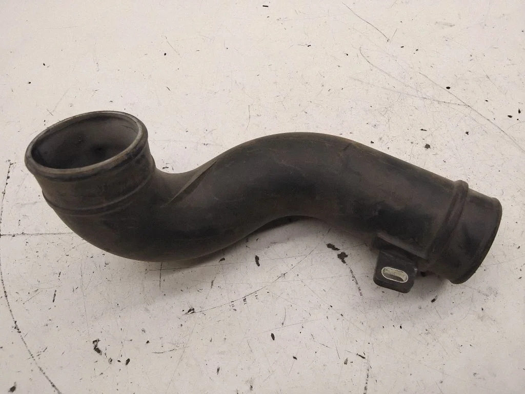 Air intake hose/pipe SH0113231