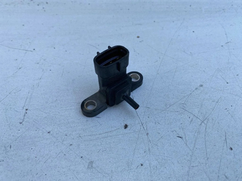 Air pressure sensor – Toyota RAV 4 (XA30) (2006-2016)