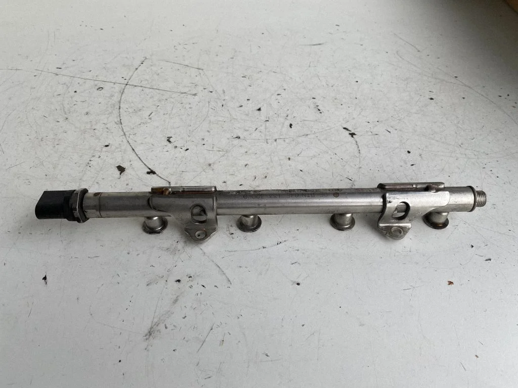 Fuel main line pipe – Volkswagen e-Golf (2014-)