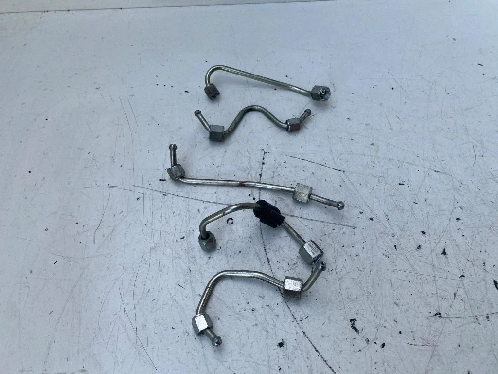 Fuel injector supply line/pipe 55573469