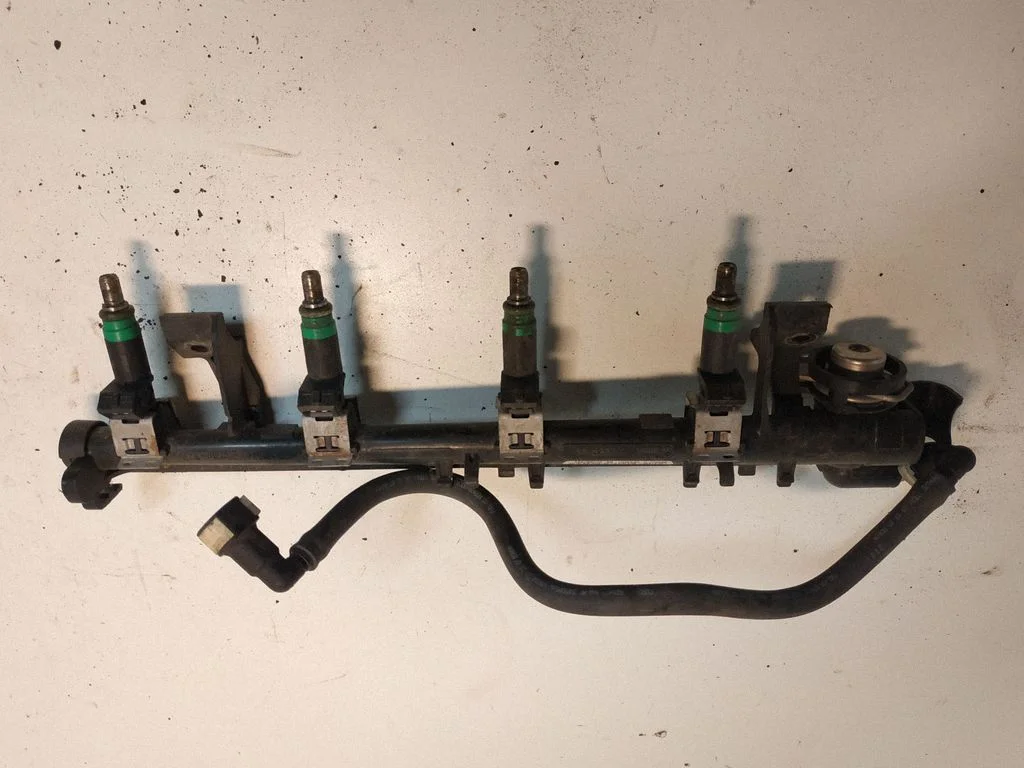 Sprausla (-as) (inžektors (-i)) 5M569H487B