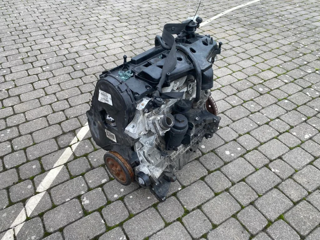 Dzinējs D5244T