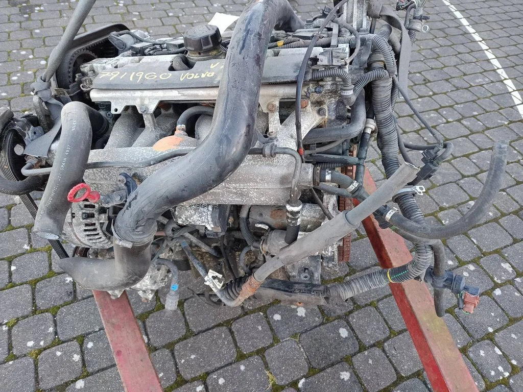 Dzinējs B5204T