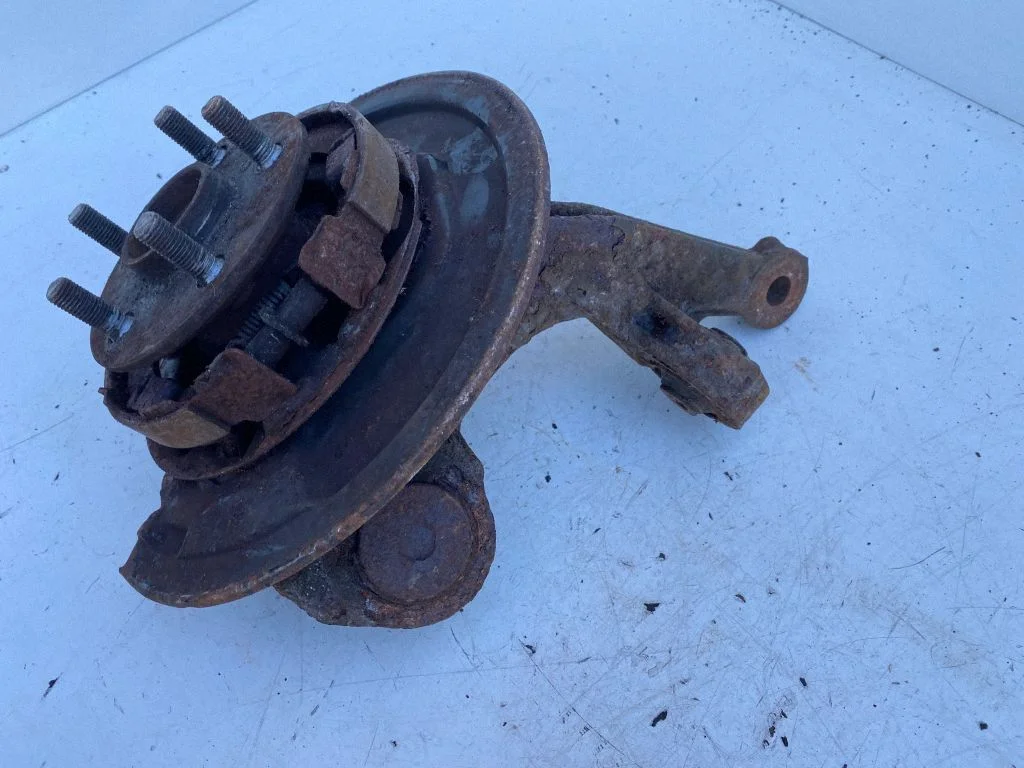 Rear wheel hub 0581