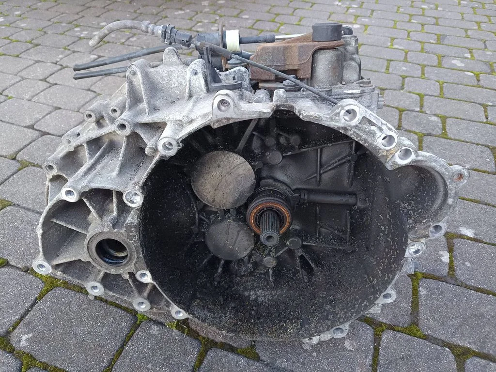 Manual 6 speed gearbox – Volvo V60 (2011-2013)
