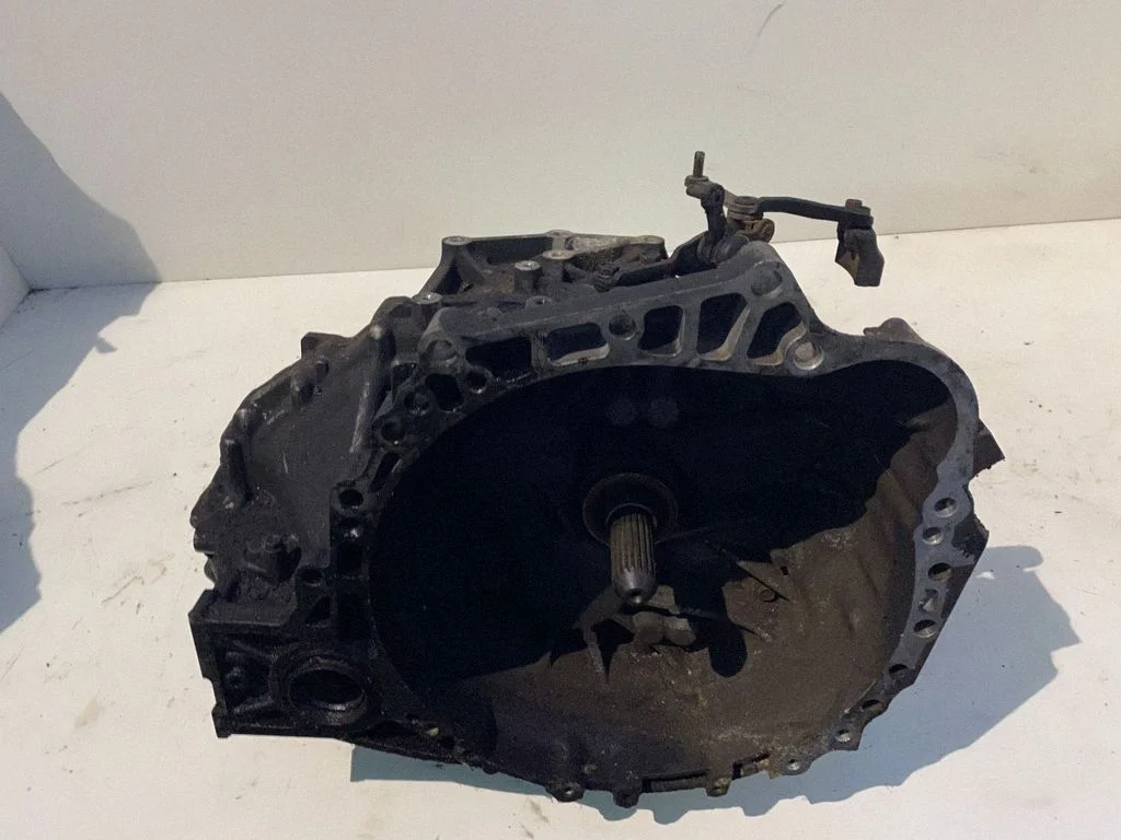 Manual 6 speed gearbox