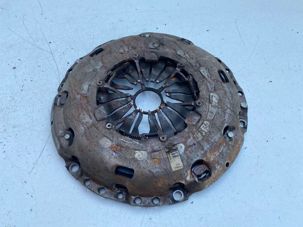 Pressure plate – Volvo V70 (2005-2008)