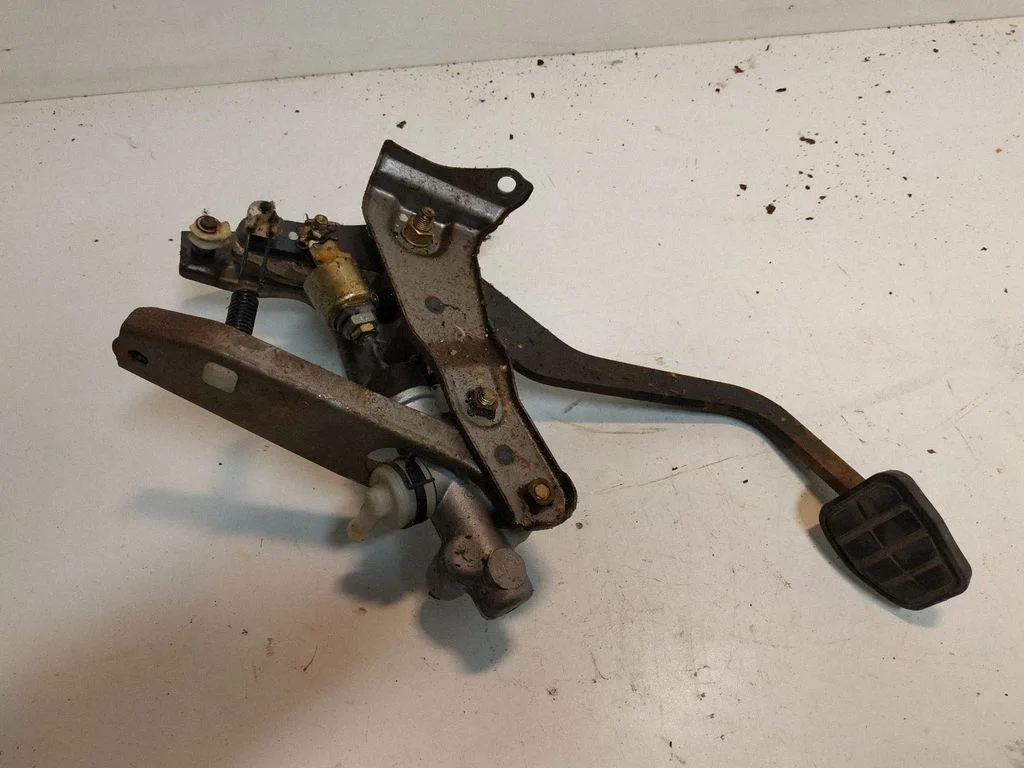 Clutch pedal