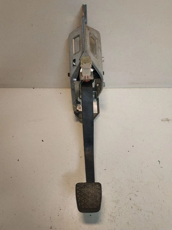 Clutch pedal