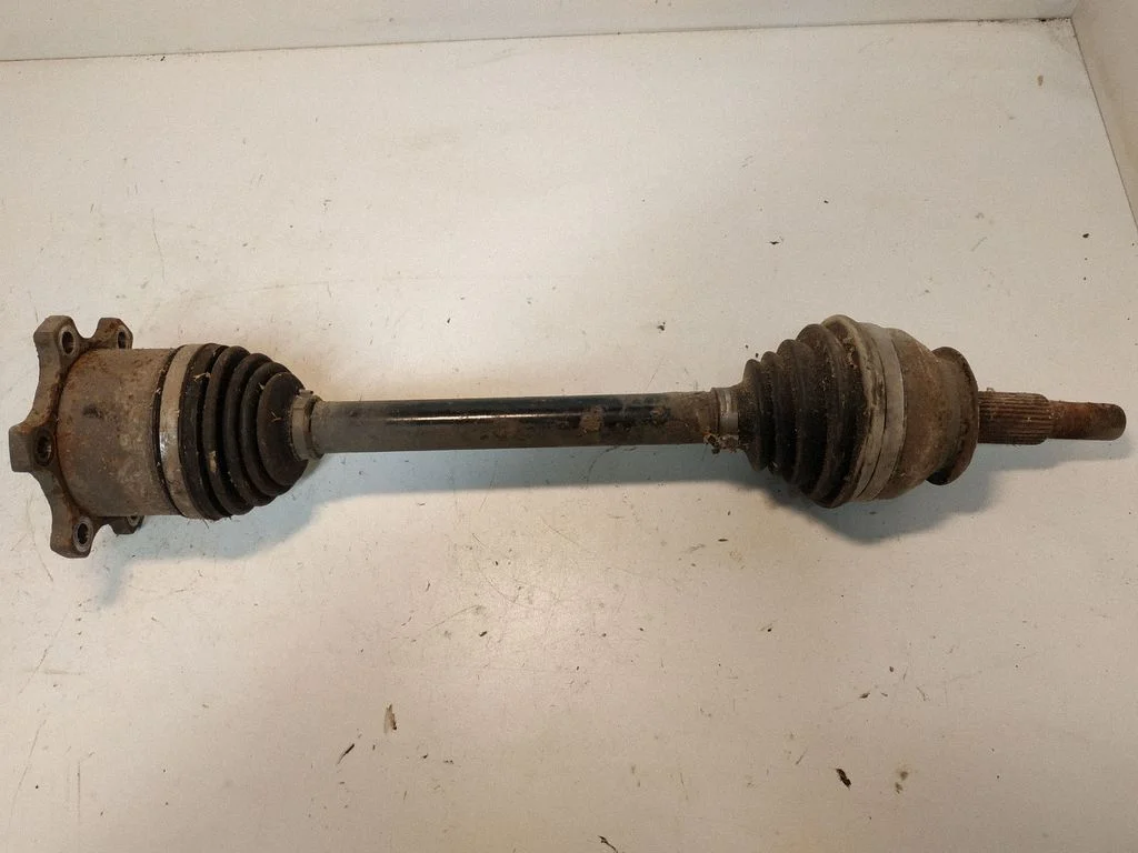 Rear driveshaft – right