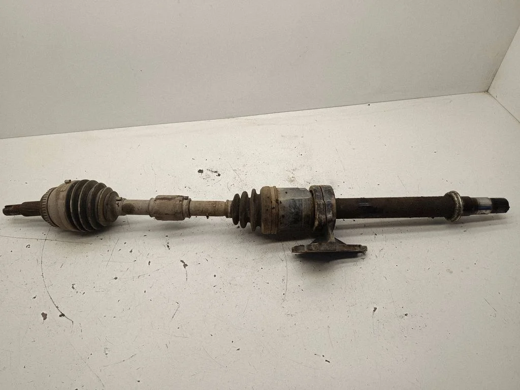 Priekšējā pusass 73322BJ104