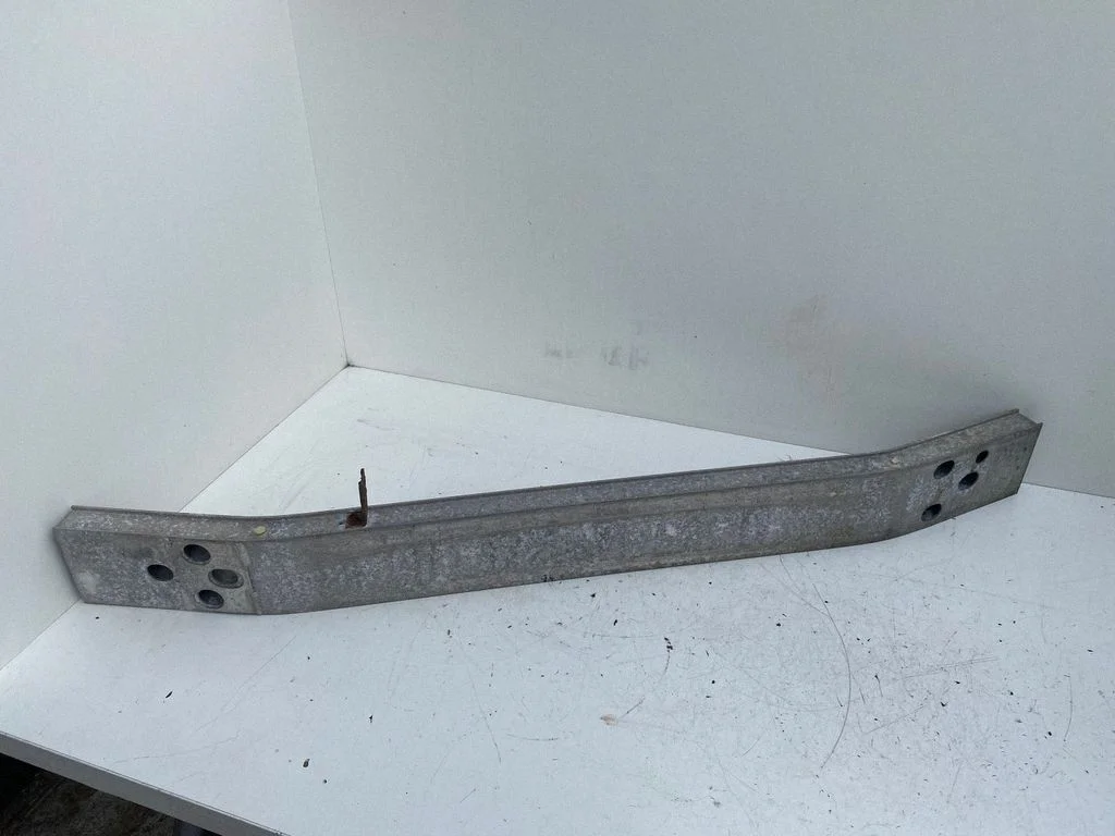Front bumper cross member