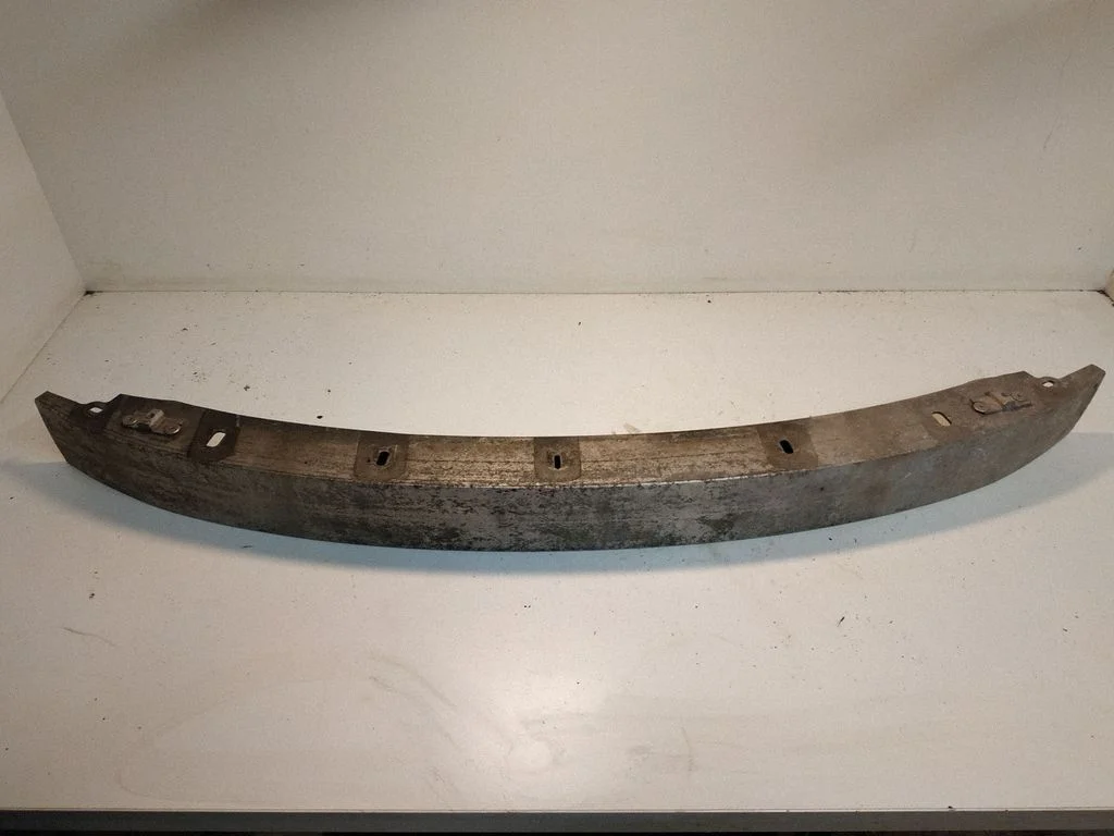 Front bumper cross member