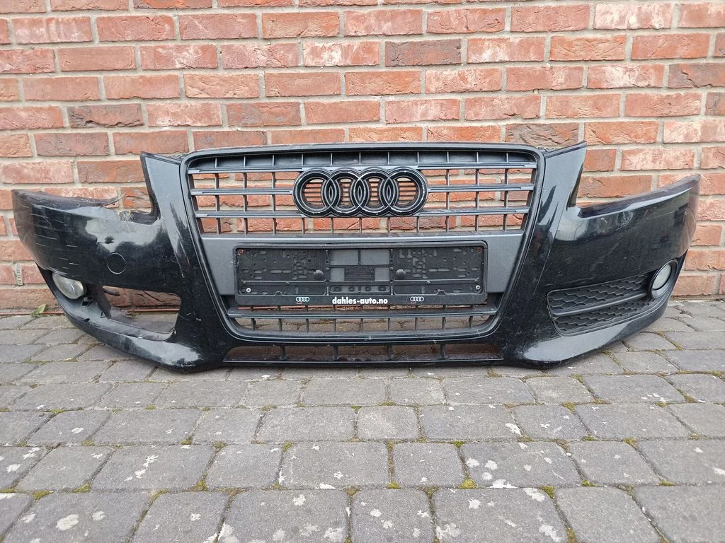 Front bumper 8T0807437K
