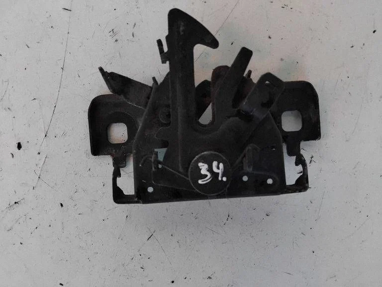 Motora pārsega slēdzene 656015563R