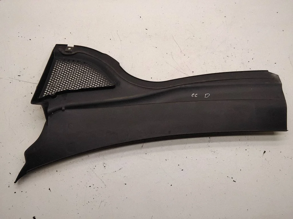 Wiper trim – Volkswagen Passat CC (2008-2016)