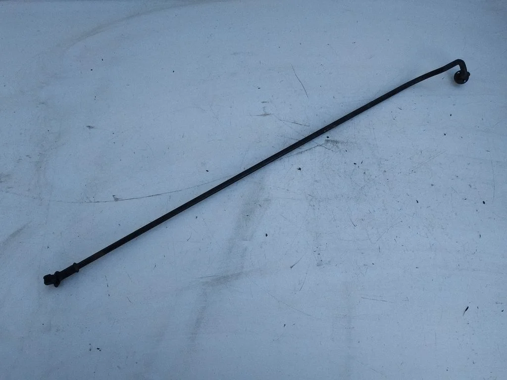 Engine bonnet/hood prop rod/strut NOCODE