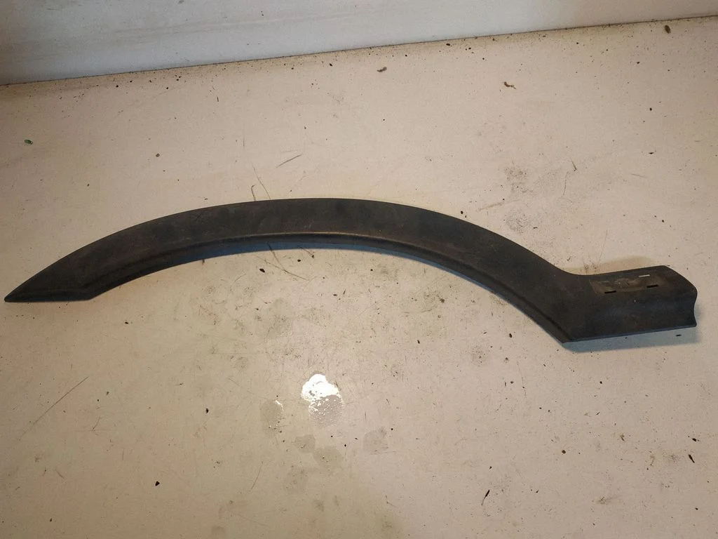 Front arch trim – Opel Zafira A (1999-2005)