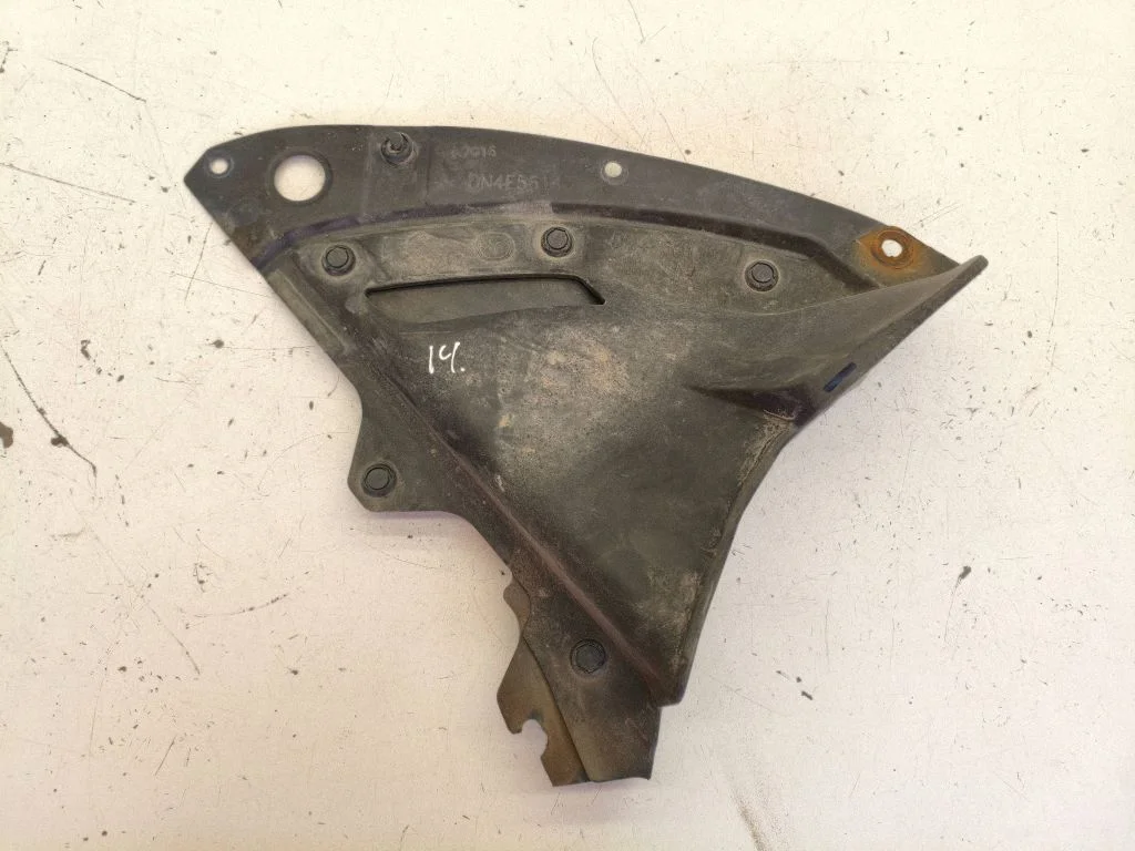 Esimene rattakoopa katteliist / porikaitse DN4E56115 – Mazda MX-30 (2020-)
