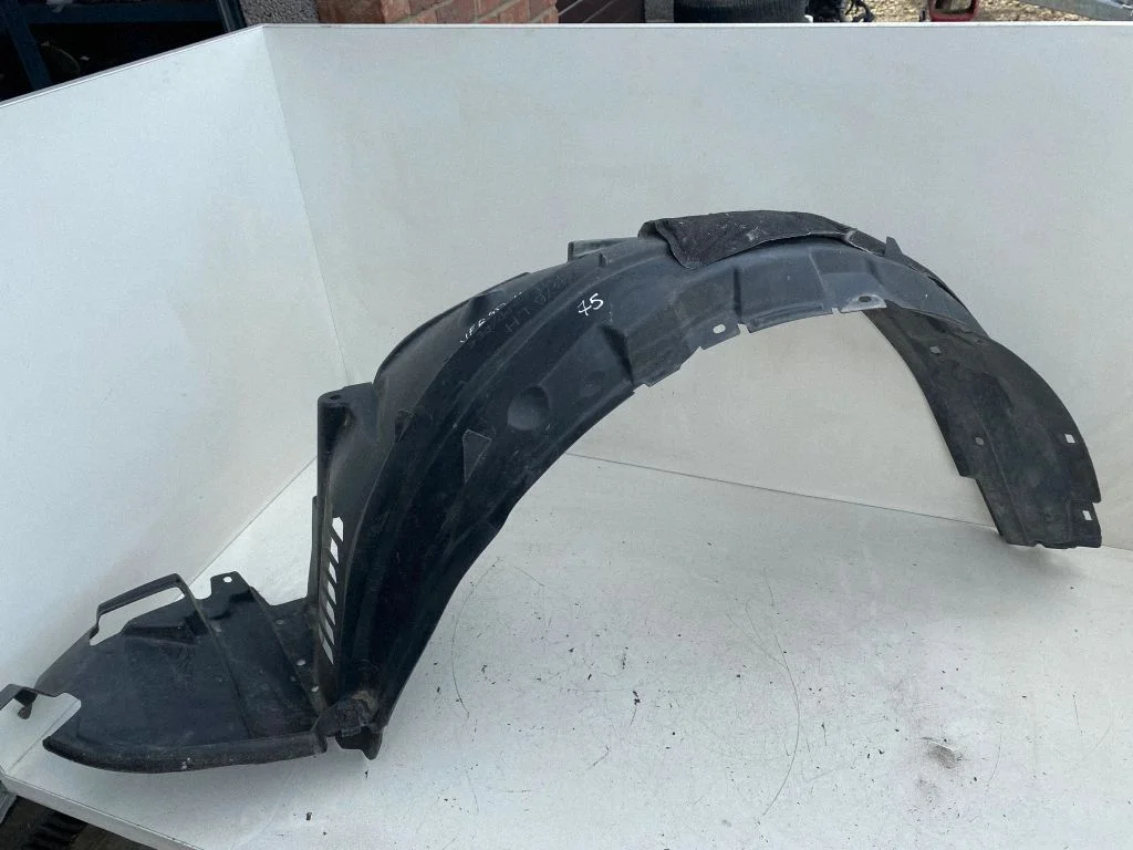 Front wheel arch liner splash guards 538760F011