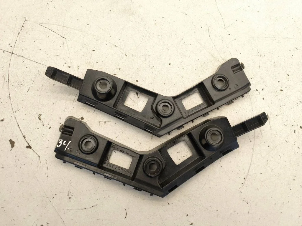Aizmugurējā bufera turētājs 5G6807394B