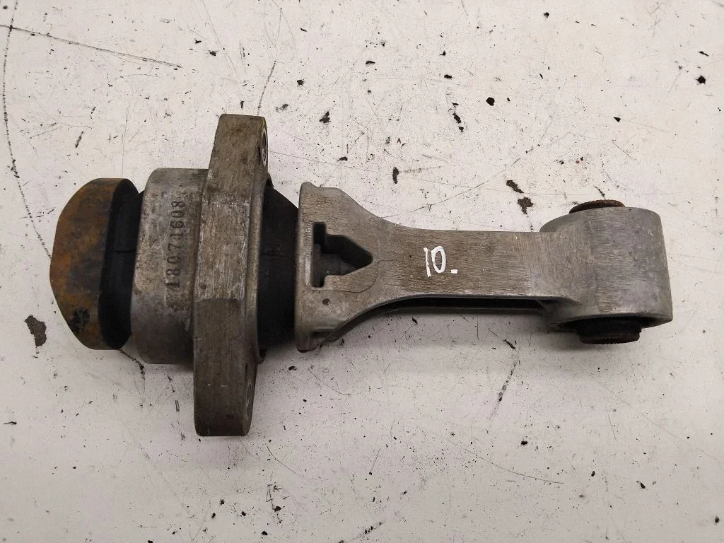Gearbox mount – KIA Ceed (2006-2012)