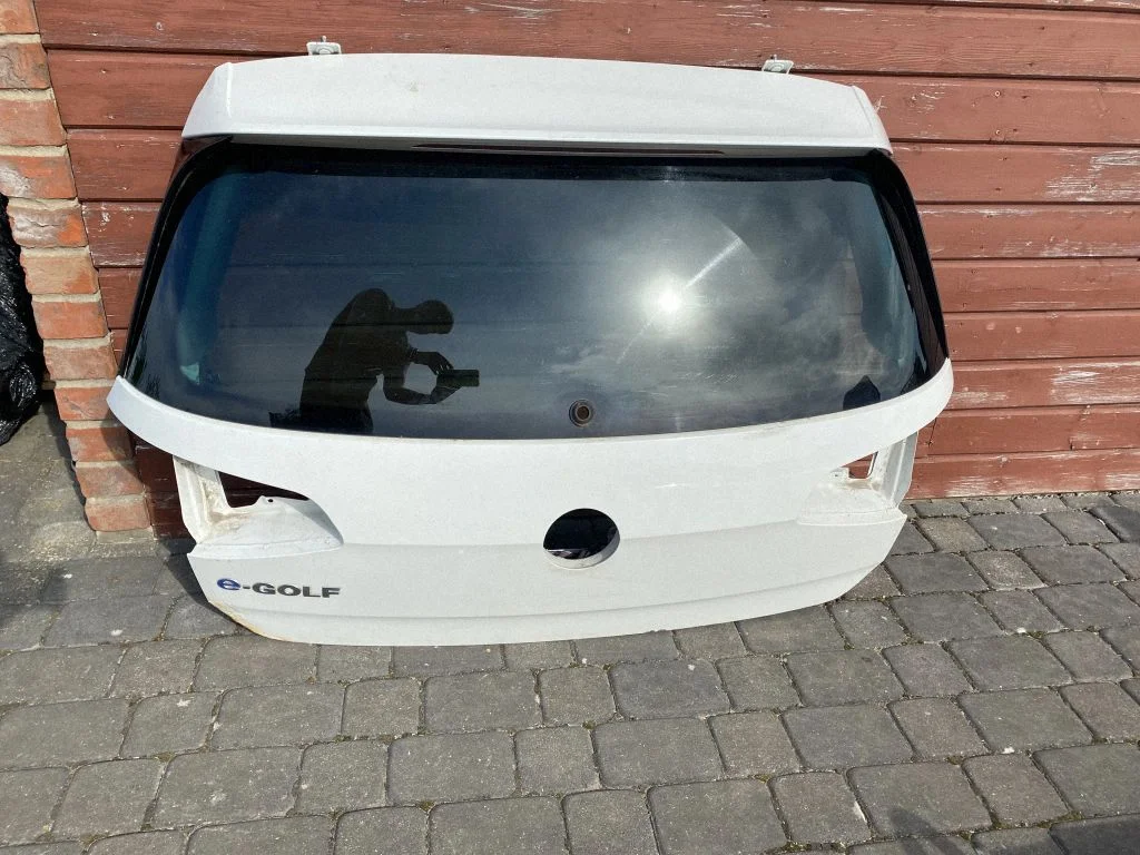 Aizmugurējais vāks (bagāžnieka) 5G1971147AP