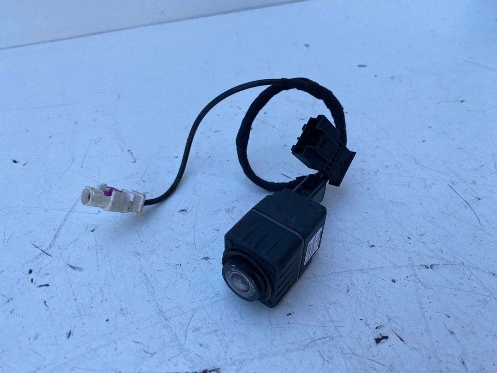 Reversing camera – Mercedes-Benz ML-Class W166 (2012-2017)