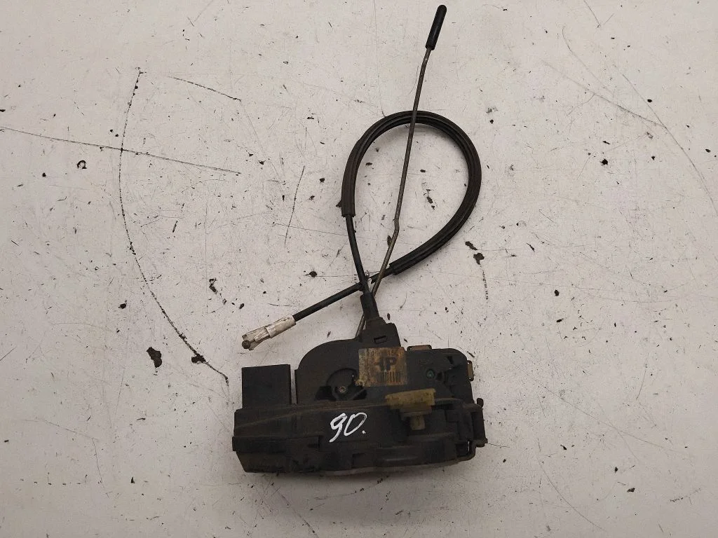 Front door lock 3023880