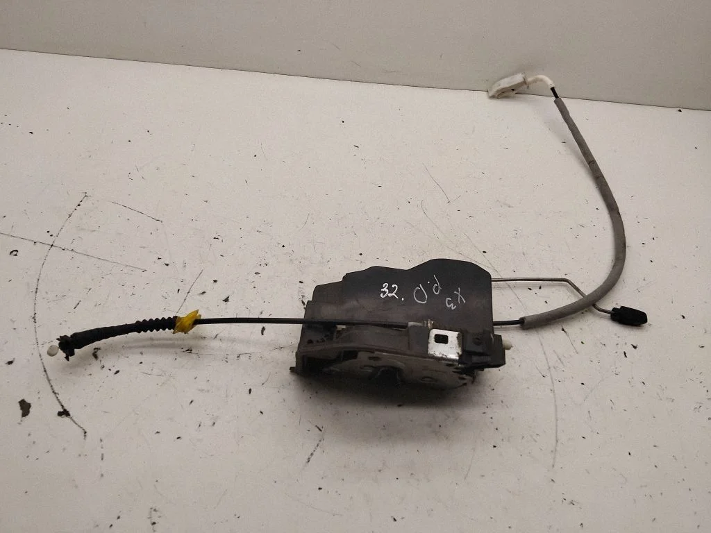 Front door lock 7154628