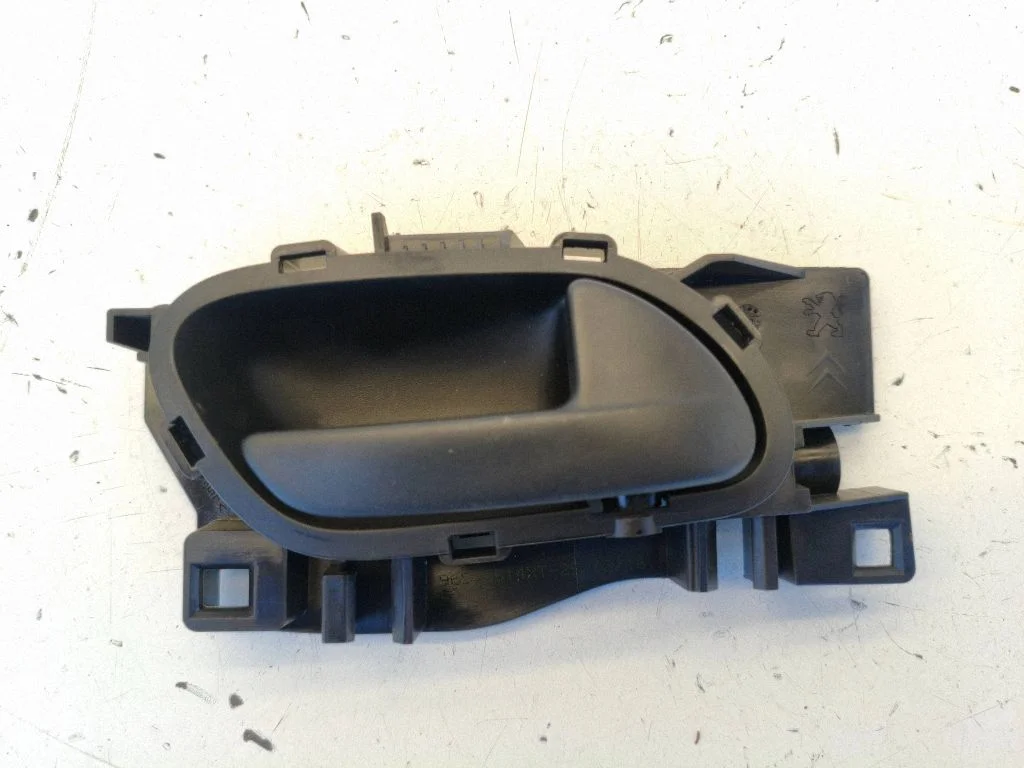 Front door interior handle – Citroen Berlingo (2008-2018)